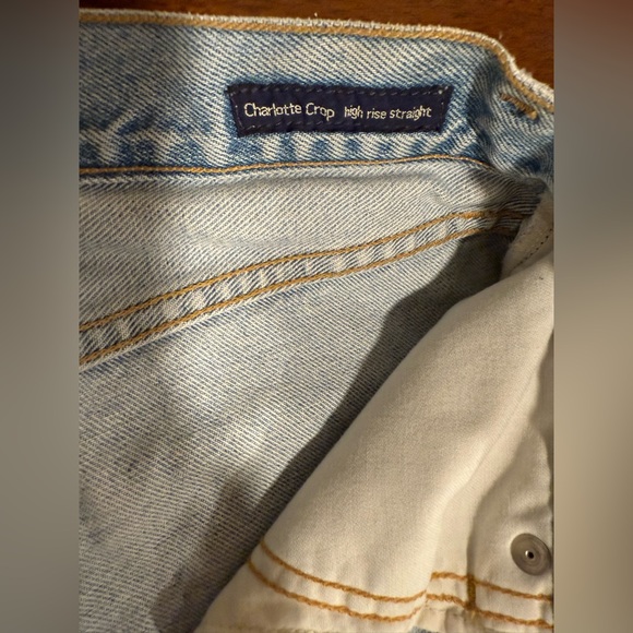 Citizens Of Humanity Light Wash Straight Jeans - Picture 4 of 7